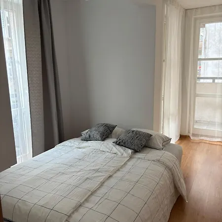 Lägenhet Biskupia Heart Of Old Town